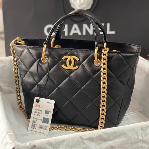 Ch*el shopping bag