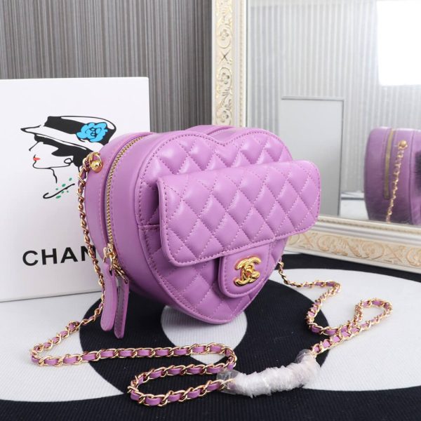 Ch*el 22s heart bag