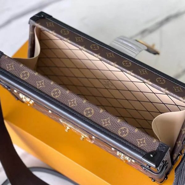 LV PETITE MALLE EAST WEST